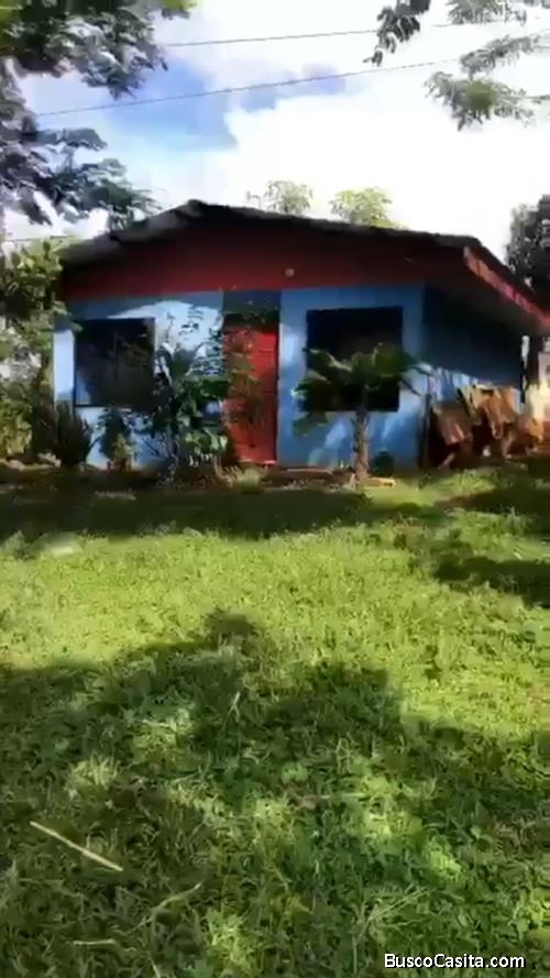 SE VENDE BELLA PROPIEDAD EN EL AMPARO DE LOS CHILES DE ALAJUELA. 