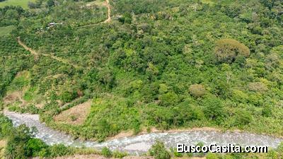HERMOSA FINCA DE 16 ACRES CON QUEBRADAS Y ACCESO A RÍO EN SAN PEDRO