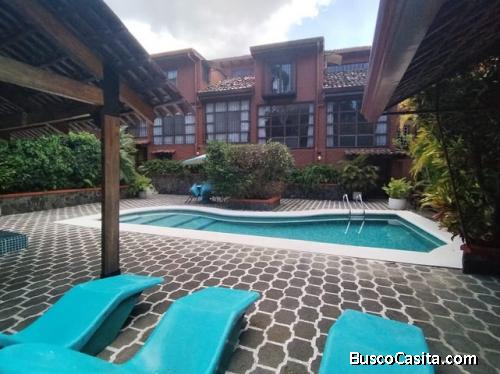 Venta de Excelente Edificio en Pavas, San José Mls. 26-904 OFC JB