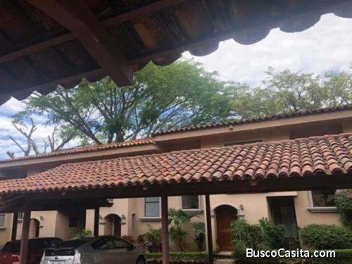 Casa en Venta #25-901– Condominio Seguro y Tranquilo