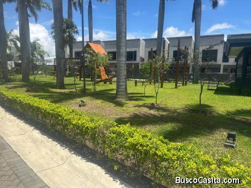 ALQUILER DE CASA NUEVA, ALAJUELA, SAN RAFAEL, CONDOMINIO ARCADIA - 9702323