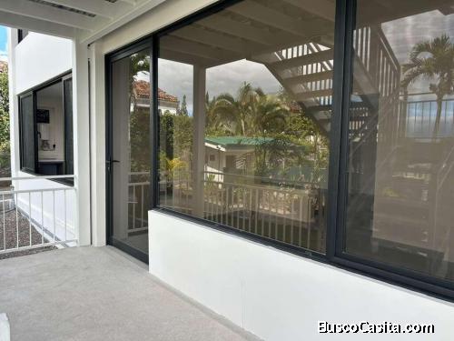 Alquiler de Confortable Apartamento en Esscazú  Mls. 26-1236 OFC JB