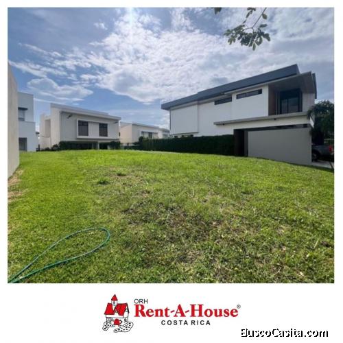 Lote en Venta en Condominio en San Rafael, Alajuela – $78,000