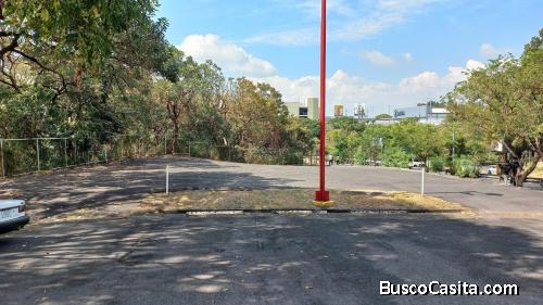 Alquiler de Amplio Lote en Escazú  Mls. 24-1273 OFC JB