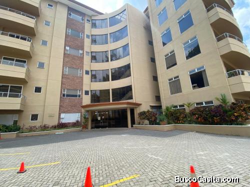 Alquiler de Magnifico Apartamento en Escazú  Mls. 25-1727 OFC JB