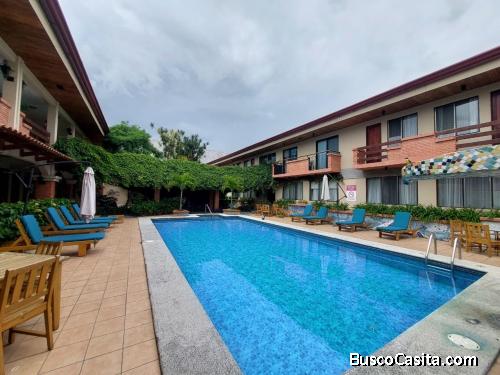 Alquiler de Apartamento Amoblado en La Sabana, San José  Mls. 26-505 OFC JB