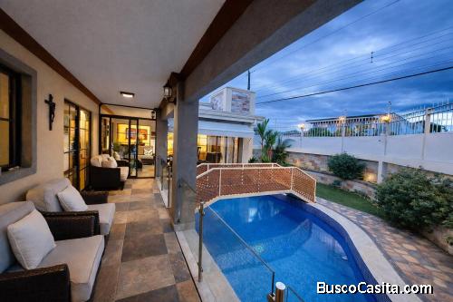 Venta de Excelente Casa en Escazú  Mls. 26-1351 OFC JB