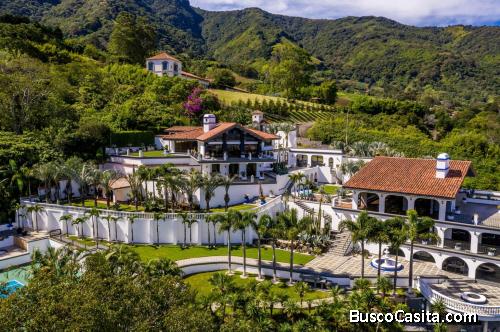 Venta de Espectacular Casa en Escazú  Mls. 26-711 OFC JB