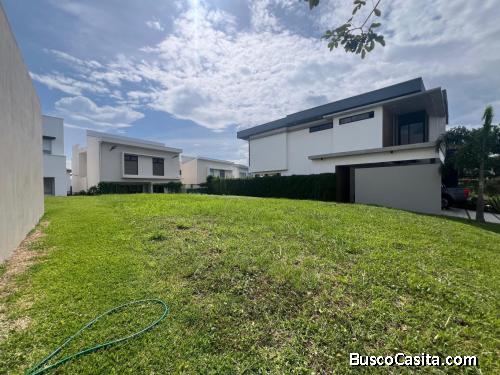 Venta de Magnifico Lote de Terreno en San Rafael, Alajuela Mls. 26-368 OFC JB