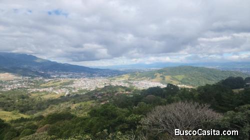 SE VENDEN BELLOS LOTES EN DERECHO EN PATARRA, DESAMPARADOS. 