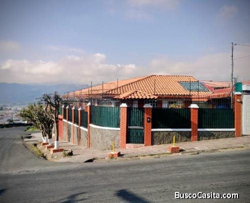 ALQUILER DE CASA, CARTAGO CENTRO, BARRIO CERRILLOS - 9863093
