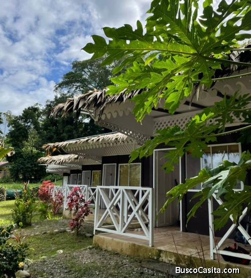 Tu Propia villa Familiar en Cahuita en el caribe de Costa Rica. 5 Casas+Salón de Eventos 