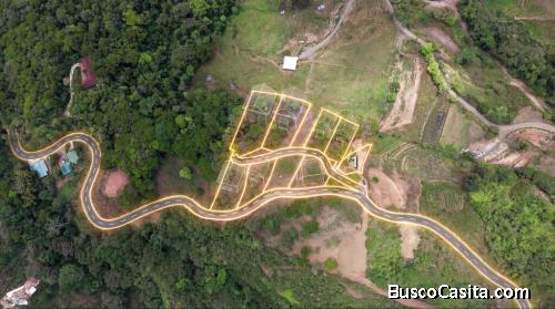 SE VENDE LOTE RESIDENCIAL EN LA MONTAÑA CON HERMOSAS VISTAS EN QUEBRADAS