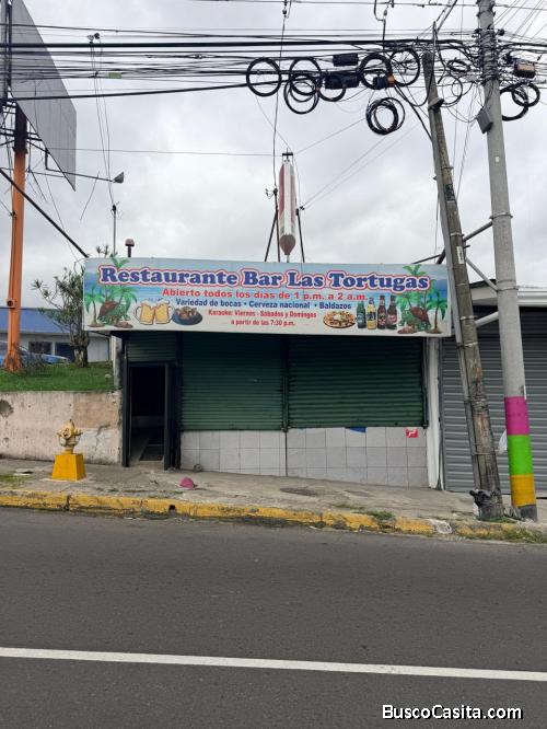 SE ALQUILA LOCAL COMERCIAL CON PATENTES. 