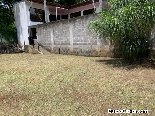 BELLA Y CÉNTRICA PROPIEDAD EN ATENAS, ALAJUELA.