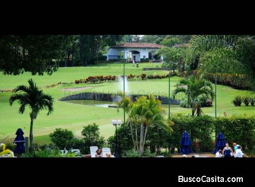 Venta de Exclusiva Residencia de Lujo en La Guácima - Hacienda Los Reyes. RAH 26-2257