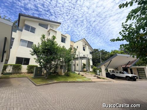 Alquiler de Exclusivo Apartamento en Santa Ana Mls. 26-2132 OFC JB