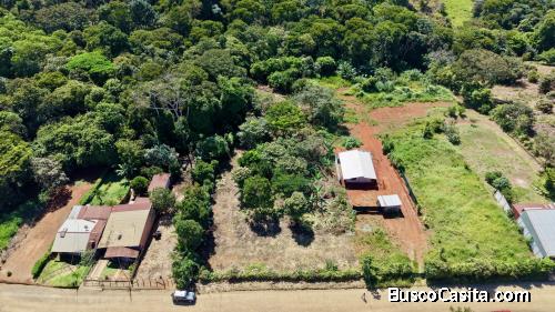 VENTA DE LOTE RESIDENCIAL DE 2.218 M2 EN BARRIO JUAN PABLO II, PEREZ ZELEDON: INCLUYE DISEÑO ARQUITE