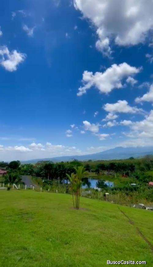 SE VENDE BELLA PROPIEDAD EN LA TIGRA DE SAN CARLOS. 
