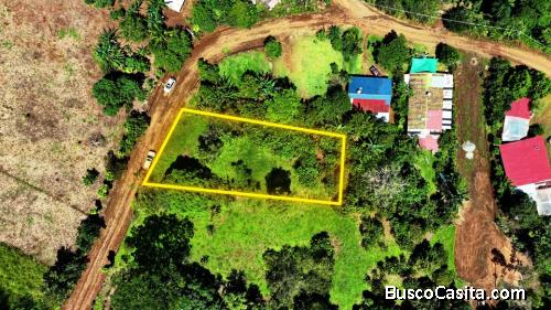 SE VENDE TERRENO LISTO PARA CONSTRUIR EN ZONA TRANQUILA Y DE CLIMA FRESCO