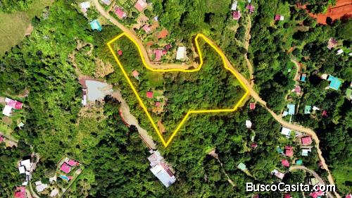 SE VENDE FINCA CON INGRESOS ACTIVOS Y POTENCIAL TURISTICO EN PEREZ ZELEDON