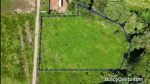 SE VENDE TERRENO LISTO PARA CONSTRUIR CON TOPOGRAFIA PLANO Y EXCELENTE UBICACION