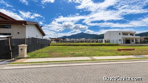 MLS-27-1047 KQ VENTA LOTE CURRIDABAT SAN JOSE AL # 88987222