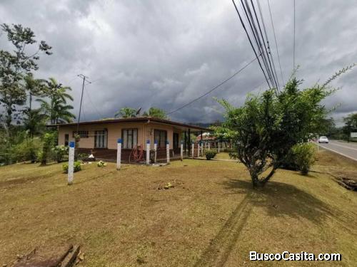 MLS-25-1079 KQ VENTA LOTE CON CASA VENECIA SAN CARLOS