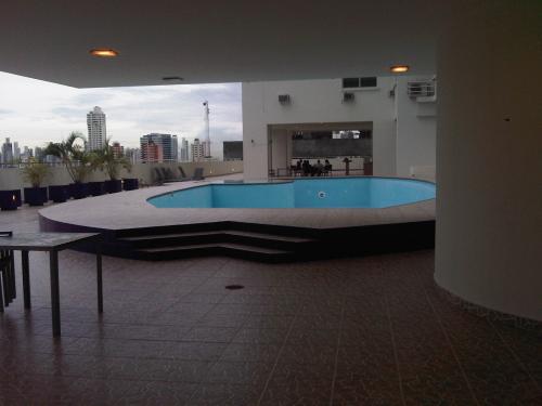 ALQUILO APARTAMENTO EDISON PARK