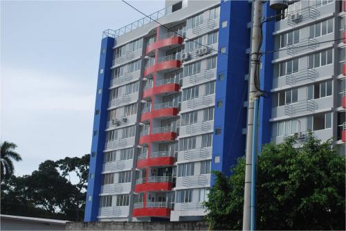 OFERTA VENDO APARTAMENTO TOTALMENTE AMUEBLADO DE POCO USO