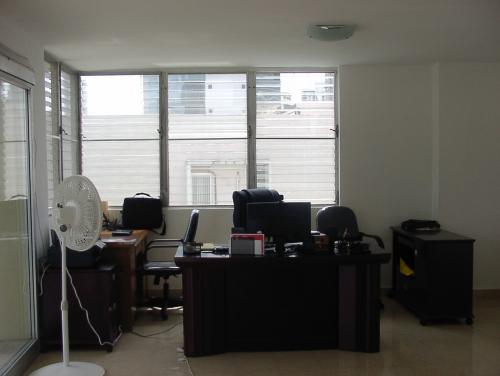 Nesecitas oficina tenemos espacio