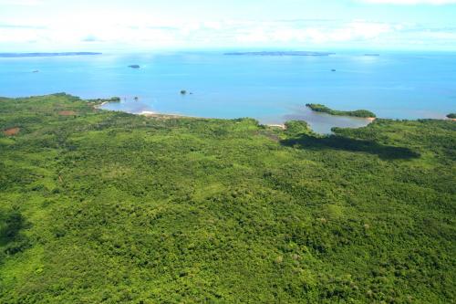 VENDO PECIOSA ISLA EN  PANAMA ISLA  DE 350 HECTAREAS