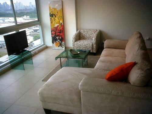 SEA, un agente confiable, vende hermoso apartamento en Costa del Este, Panama
