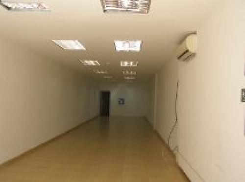 SEA un Agente Confiable ALQUILA: Local Comercial en Zona Libre Colon, Panama.