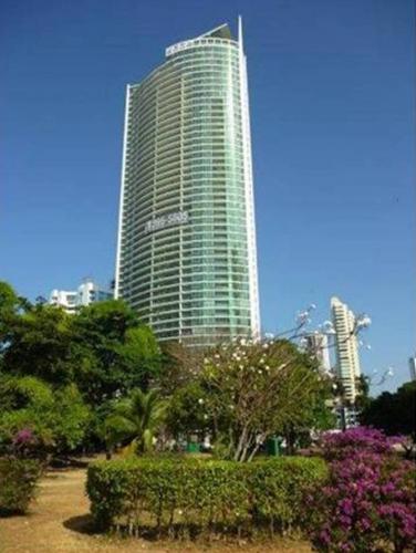 SEAconfiable VENDE: Apartamento en Allure At The Park.