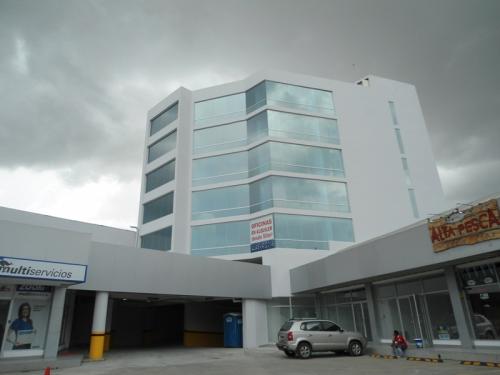 ¡Gran Oportunidad! Alquiler de Oficinas en Oficentro del Este.