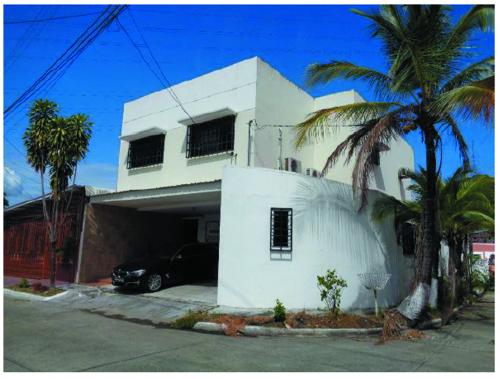 VENTA DE CASA EN URBANIZACION ALTOS DE SANTA MARIA