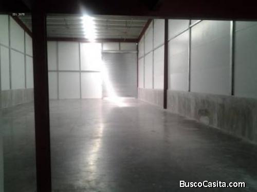 alquilo bodega o galpón en via cincuentenario Panamá