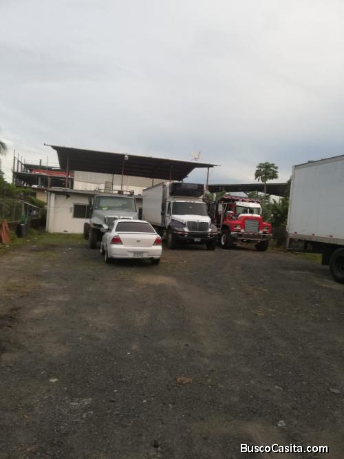 VENDO Terreno con apartamentos