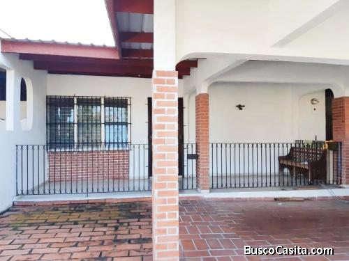 Alquiler de Habitación en El Bosque Id3988