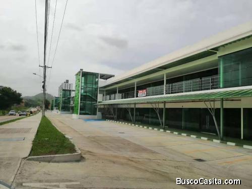 Se alquila local comercial, ubicado en Condado Mall, Condado del Rey