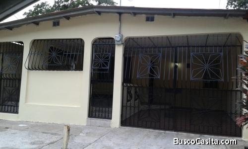 VENDO CASA EN VILLA LUCRE 