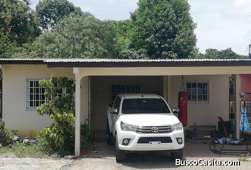 SE VENDE CASA EN LAS TABLAS, BDA DON QUIQUE