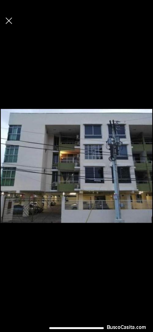 Apartamento en venta cerca de la estación del metro 12 de octubre 