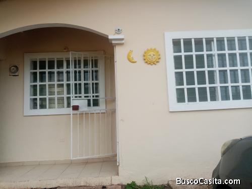 Alquilo casa Valle Bonito Chorrera