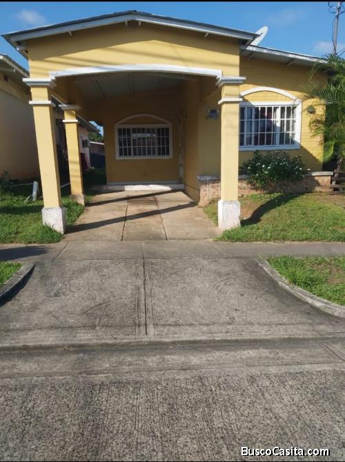 ALQUILO CASA EN PLAZA VALENCIA, SERCA DE LA ESTACION DE SAN ISIDRO