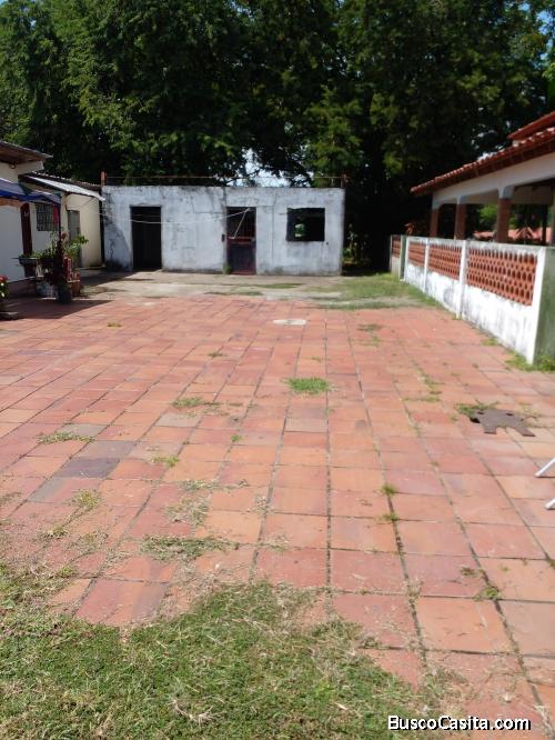 SE VENDE LOTE DE 595 MTS 2, EN CHITRE MUY CERCA A LA TERMINAL DE TRANSPORTE