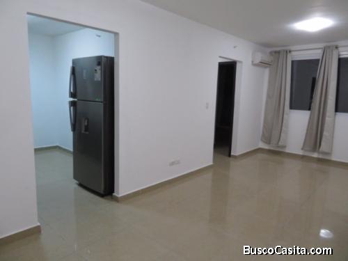 Alquilo Apartamento PH Urbis Tower - Céntrico, centros comerciales, universidades y corredor norte