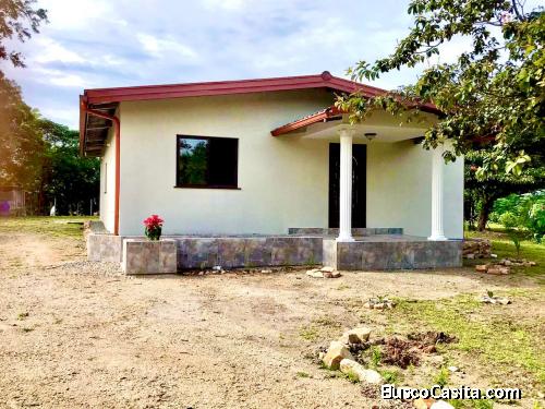 Casa nueva Contruccion Italiana con Micro Granja 