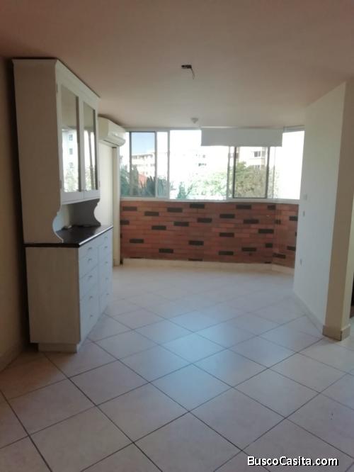 Acogedor apartamento en venta Parque de Este venta rapida!